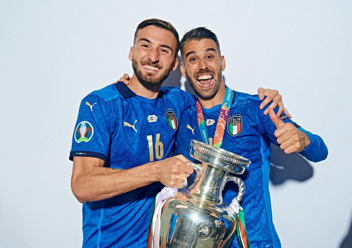 Cristante e Spinazzola dopo la vittoria dell'Europeo @Getty Images