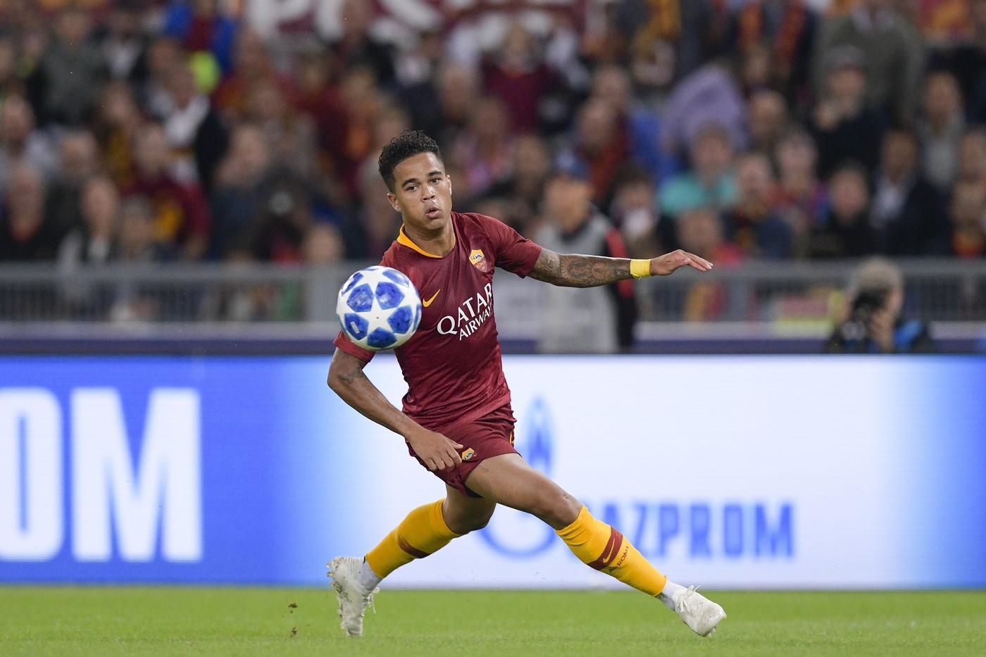 Justin Kluivert con la maglia della Roma in Champions, di LaPresse