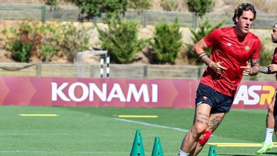 Zaniolo in allenamento in Portogallo (As Roma via Getty Images)