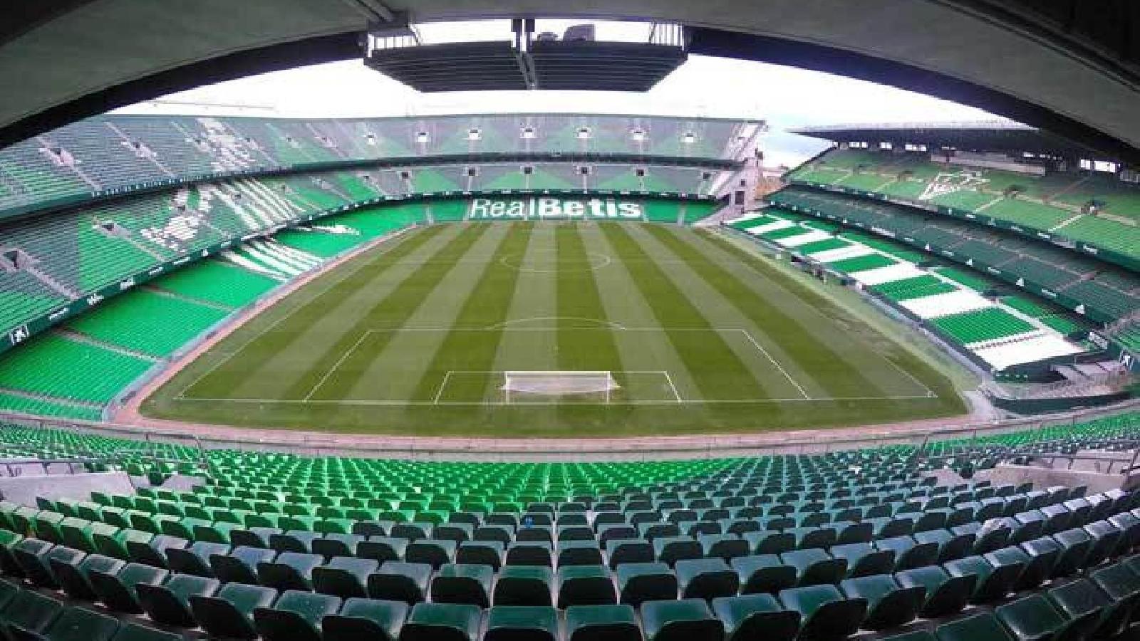 Lo stadio Benito Villamarin di Siviglia, dove si giocherà Betis-Roma