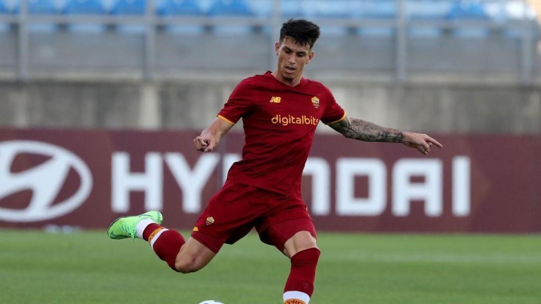 Il centrale difensivo Roge Ibanez (As Roma via Getty Images)