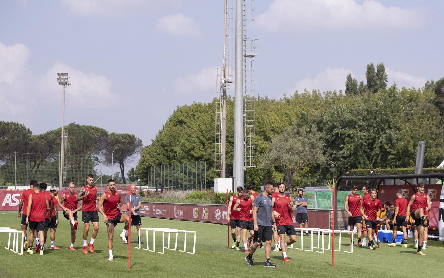 Una fase dell’allenamento di ieri mattina a Trigoria prima della partenza per Trebisonda @AS Roma via Getty Images