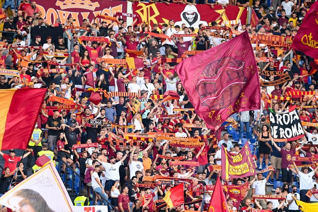 I tifosi della Roma durante la sfida contro il Trabzonspor @ AS Roma via Getty Images