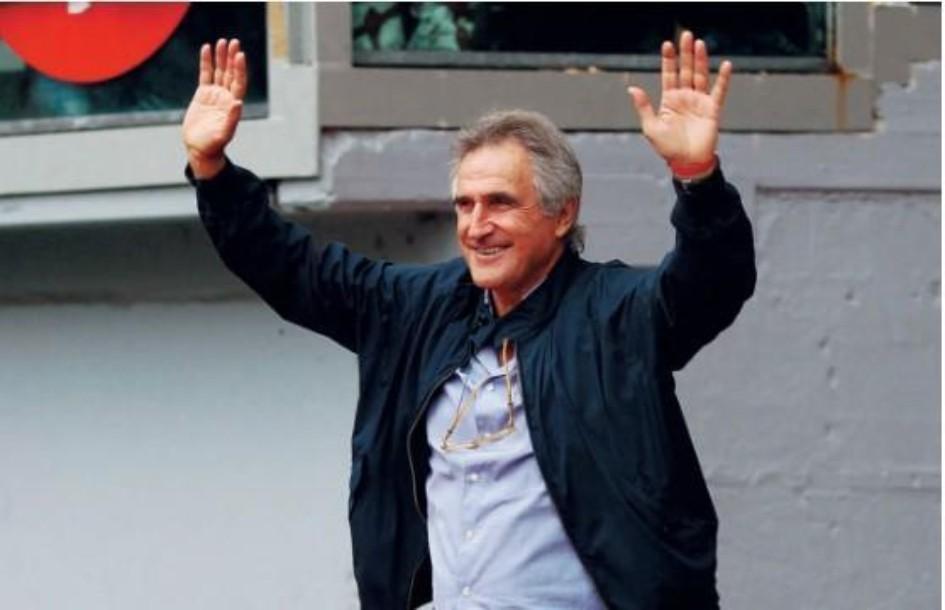 Sergio Santarini, nato a Rimini il 10 settembre 1947, festeggiato all’Olimpico, quando è entrato a far parte della Hall of Fame, di Mancini