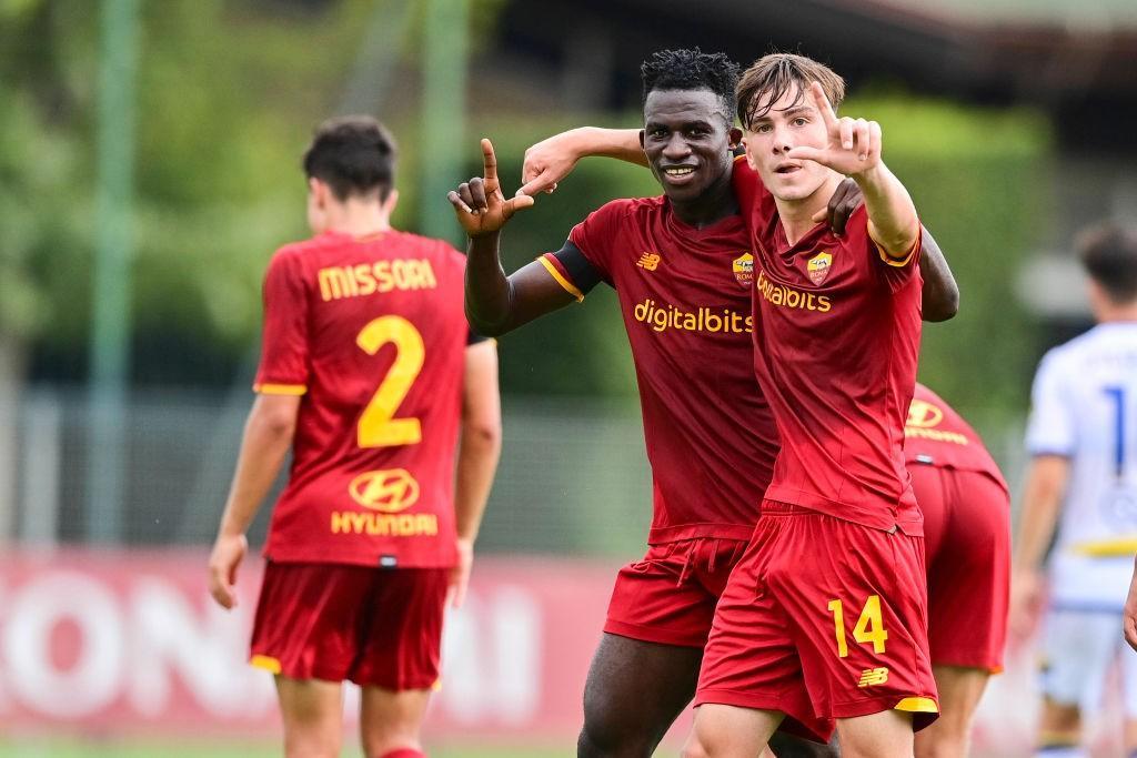 Felix e Oliveras esultano dopo la rete dell'1-0 (As Roma via Getty Images)