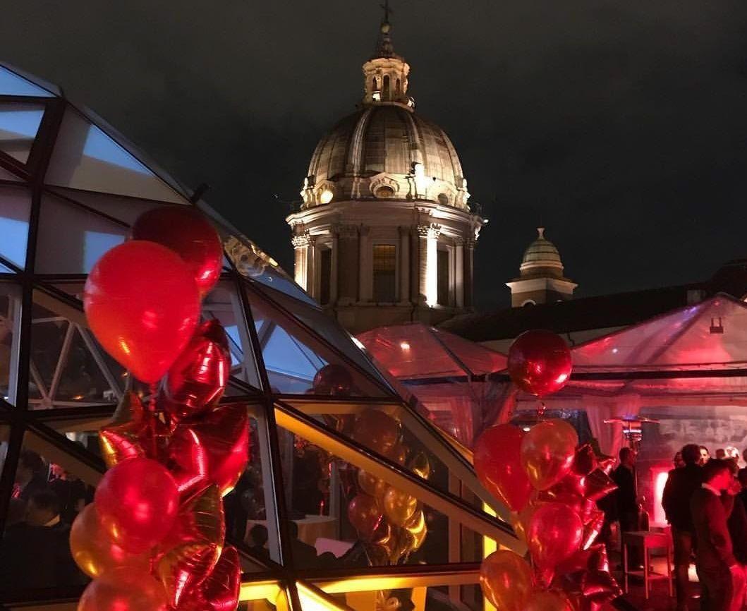 La festa dei dipendenti AS Roma (Foto Instagram @aliasmaster)