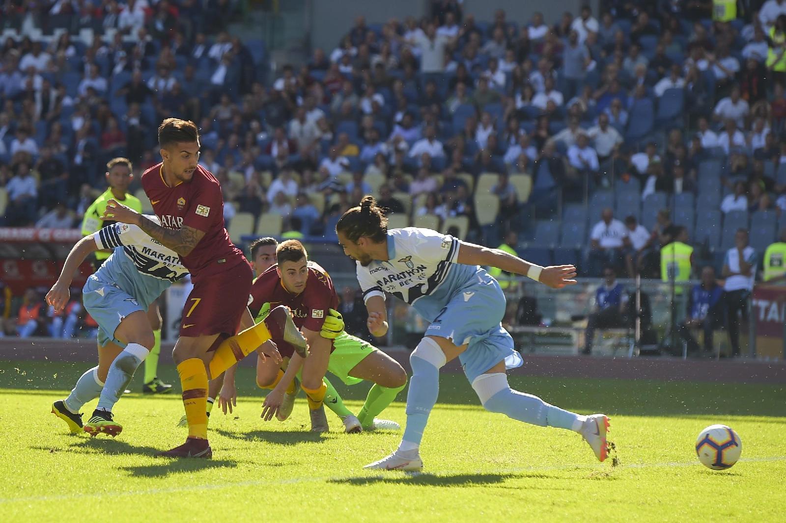 Roma-Lazio 3-1: il tacco di Lorenzo Pellegrini che sblocca il derby, di LaPresse
