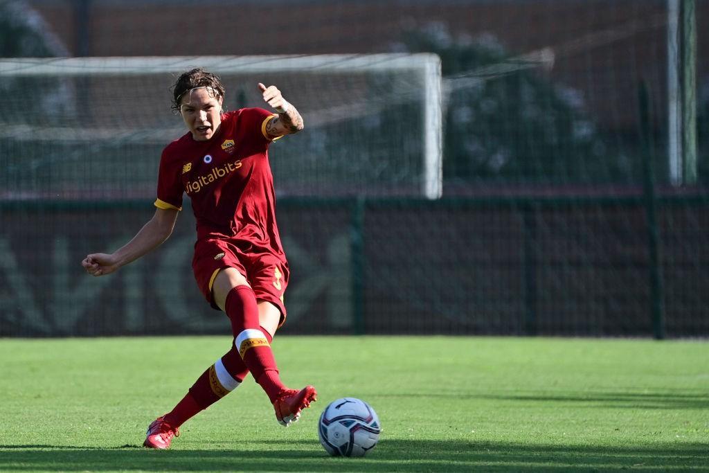 Elena Linari in campo in giallorosso (As Roma via Getty Images)