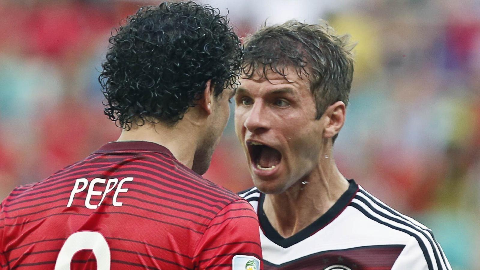 Pepe e Müller, di Sync