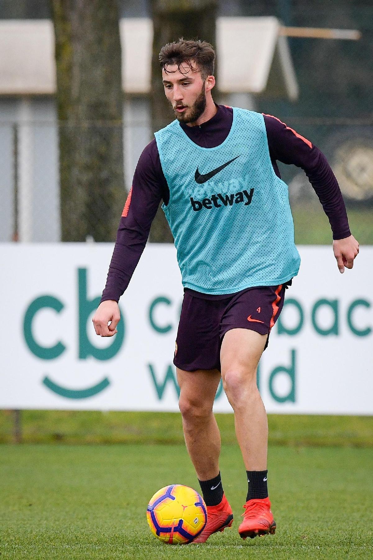 Bryan Cristante in azione, di LaPresse