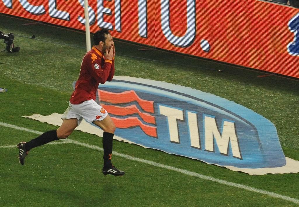 Cassetti dopo il gol decisivo nel derby del 6 dicembre 2009 (© Getty Images)