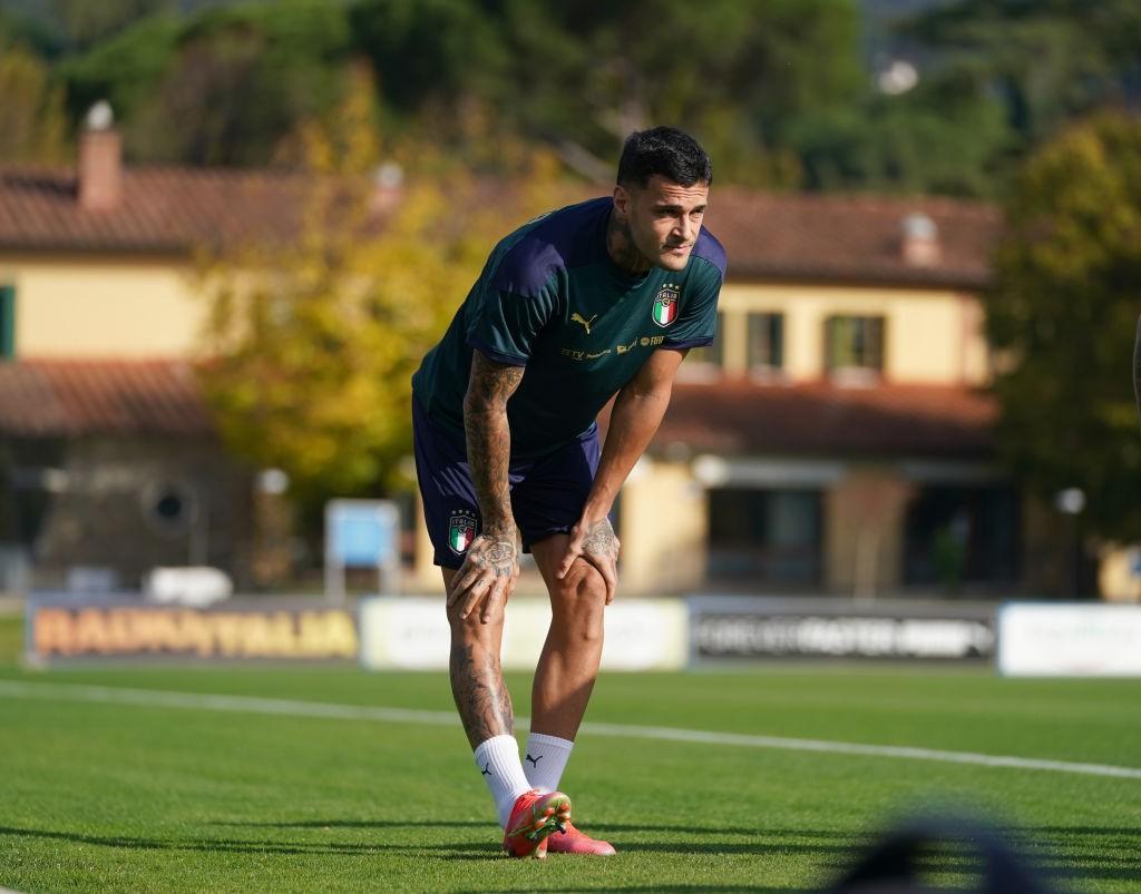 Gianluca Scamacca con la Nazionale italiana (Getty Images)