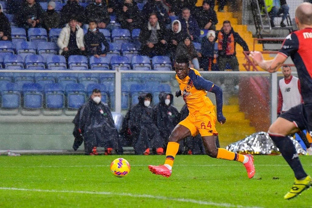 Felix segna il primo gol a Marassi (As Roma via Getty Images)