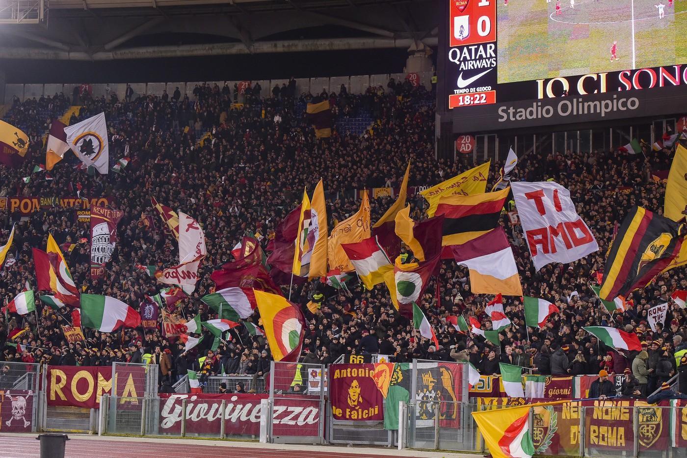 La Curva Sud durante Roma-Entella, di LaPresse