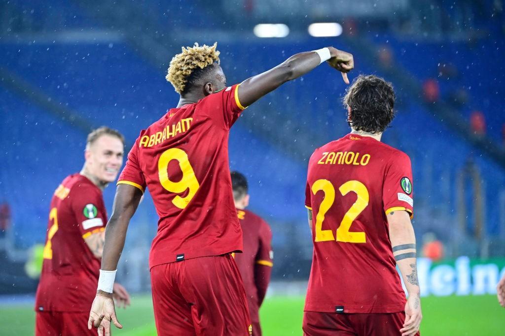 Zaniolo ed Abraham contro lo Zorya (As Roma via Getty Images)