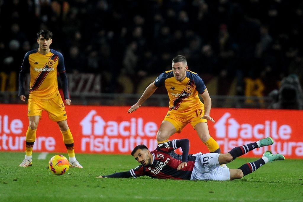 Veretout in campo ieri al Dall'Ara (As Roma via Getty Images)