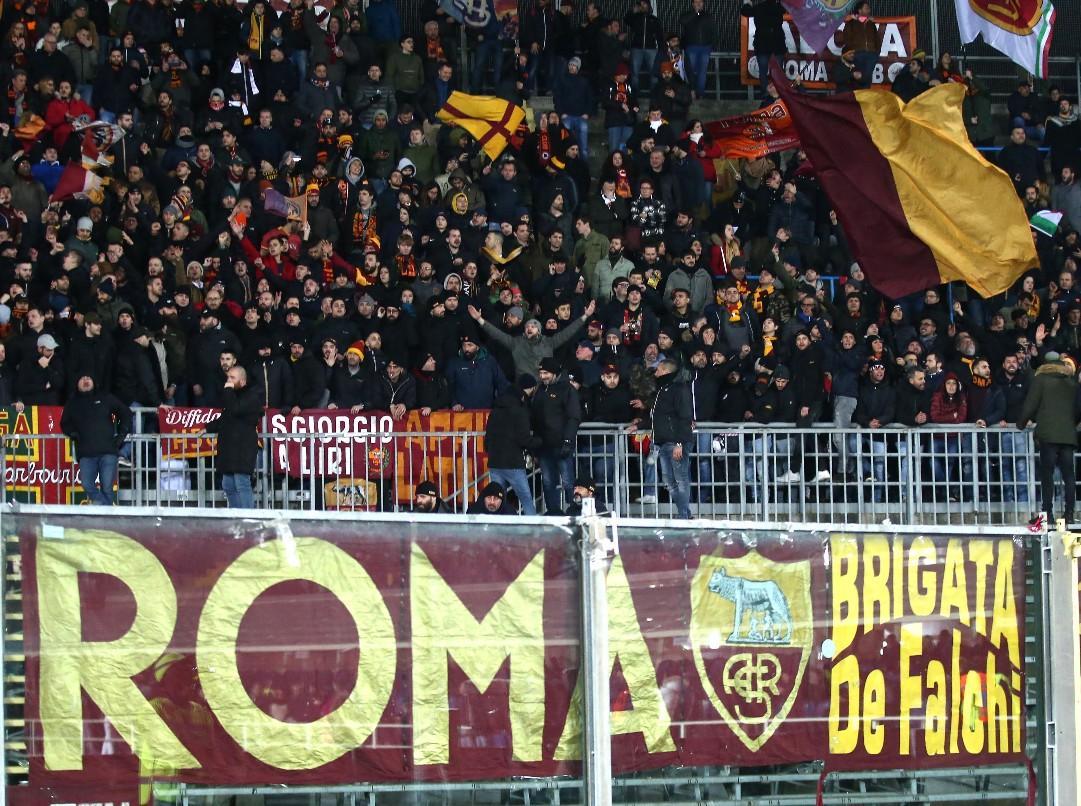 Tifosi giallorossi a Bergamo nel 2020, di Mancini