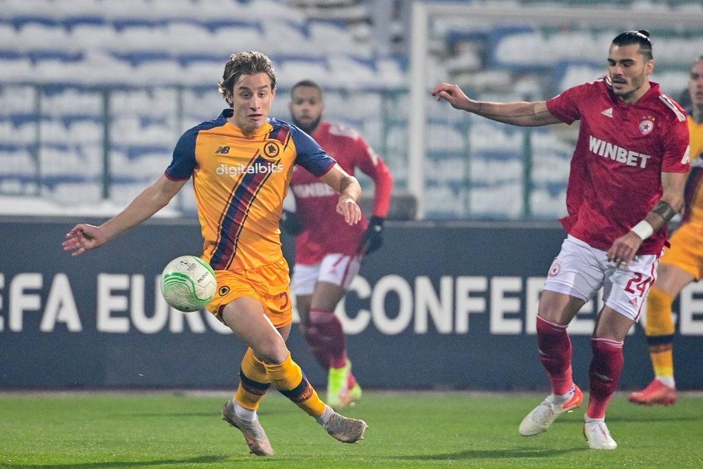 Edoardo Bove contro il Cska Sofia (AS Roma via Getty Images)