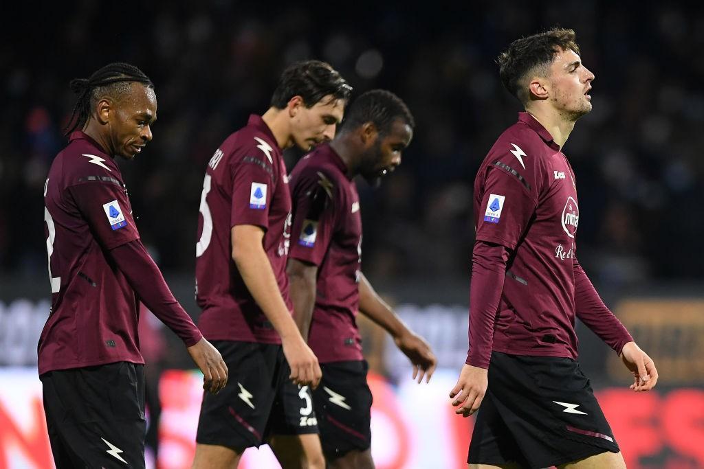 I calciatori della Salernitana dopo il gol dell'Inter (Photo by Francesco Pecoraro/Getty Images)