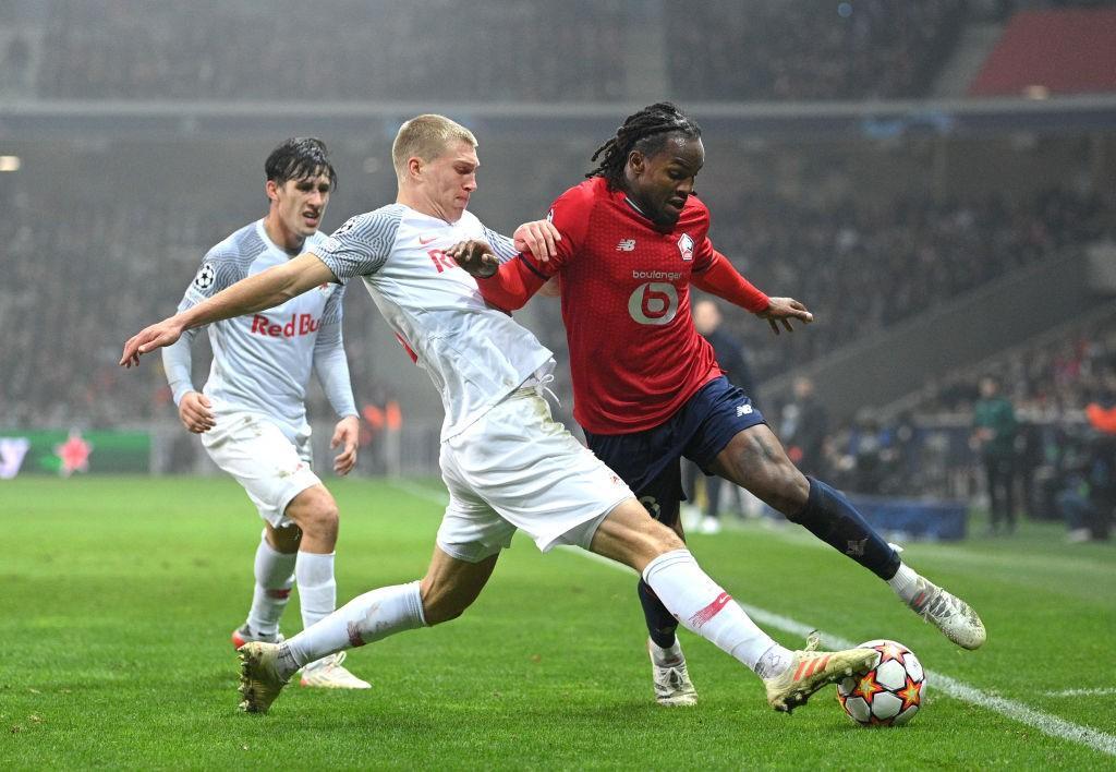 Rasmus Kristensen contro Renato Sanches del Lille, in Champions League (Getty Images)