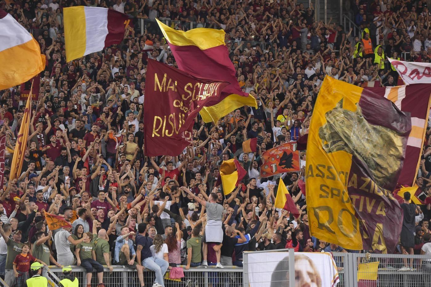 La Curva Sud giallorossa, di LaPresse