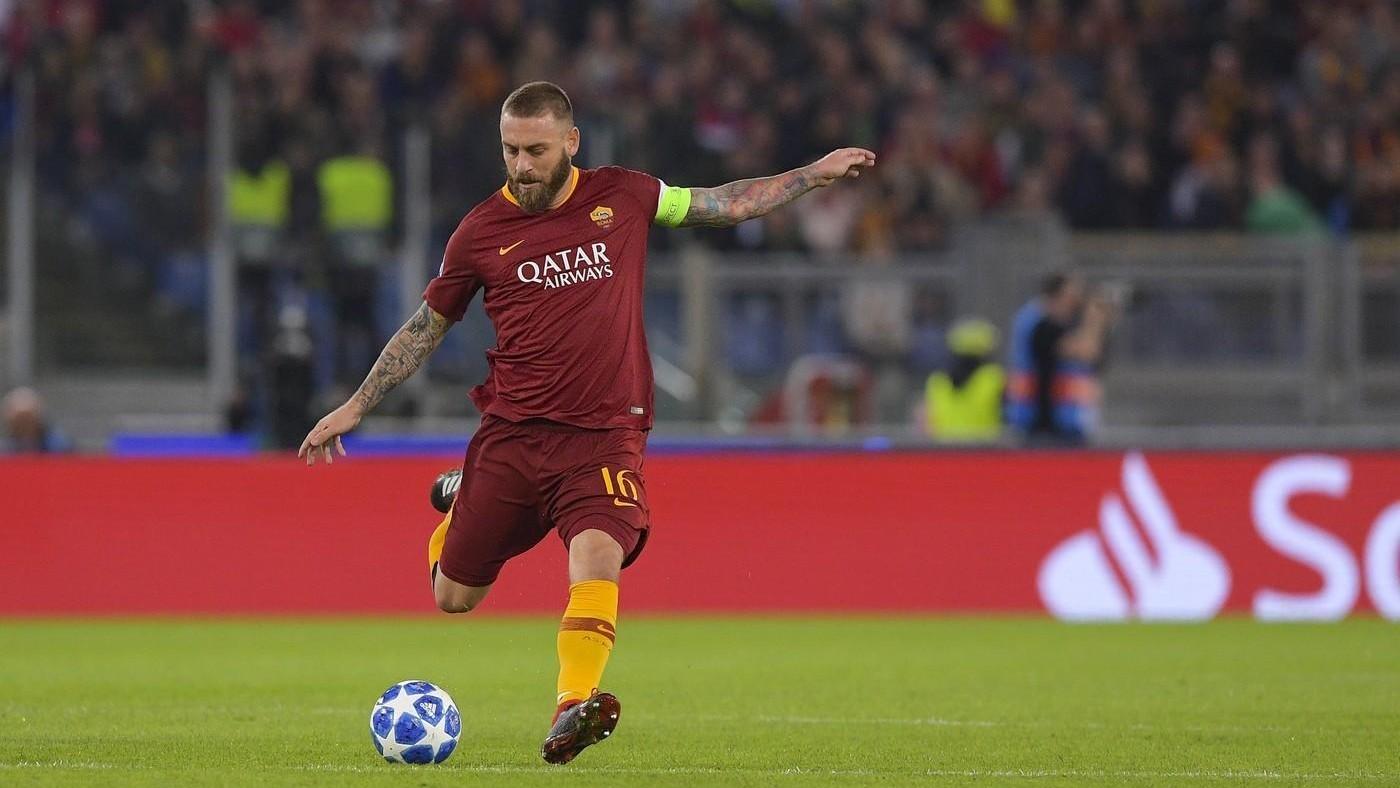 De Rossi in azione contro il Cska Mosca, di LaPresse