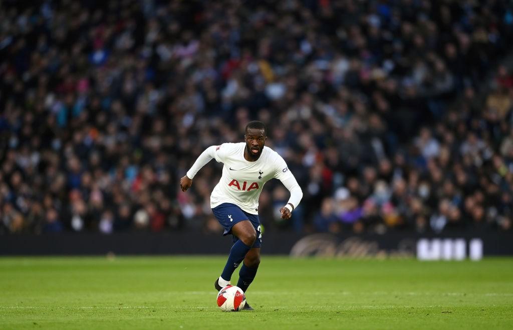 Tanguy Ndombele con la maglia del Tottenham (Getty Images)