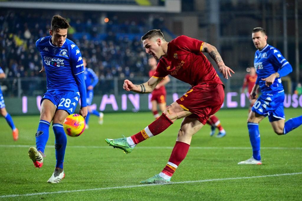 Zaniolo cerca il gol nel corso della gara contro l'Empoli (As Roma via Getty Images)
