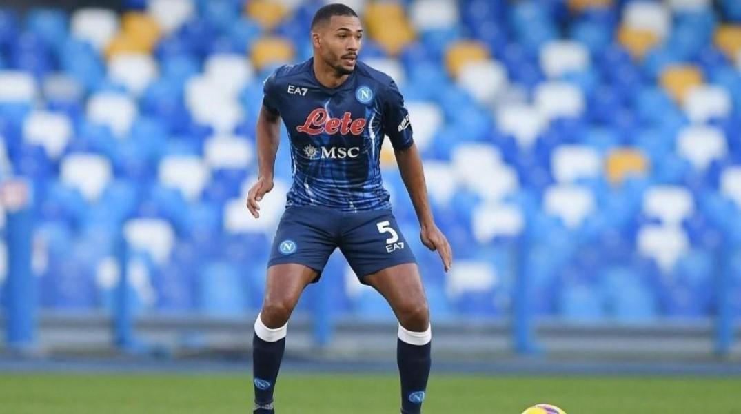 Juan Jesus in campo con la maglia del Napoli (Getty Images)