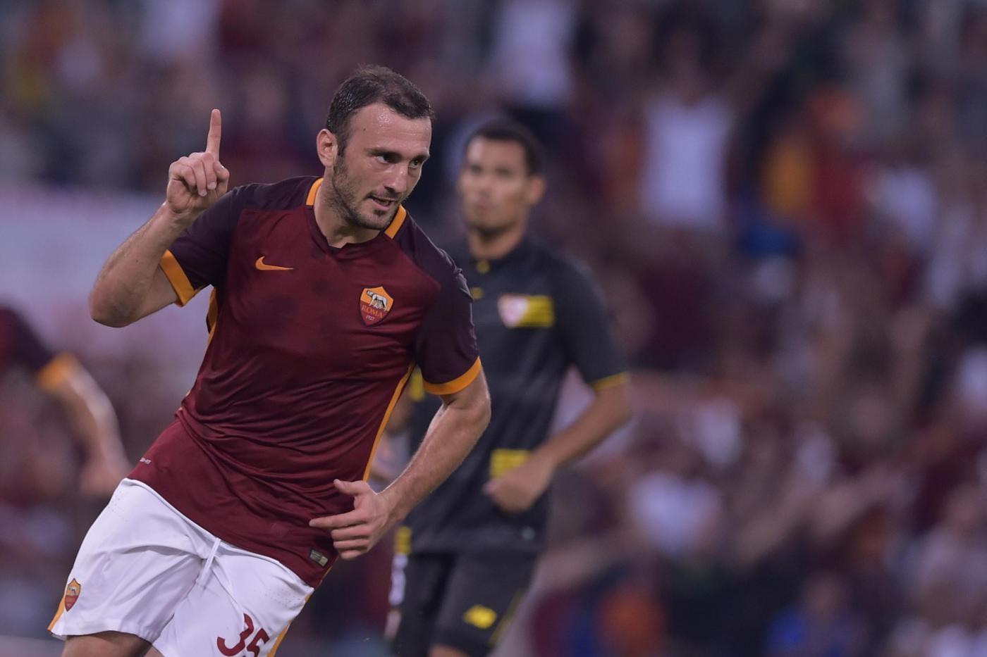 Vasilis Torosidis durante una partita della Roma