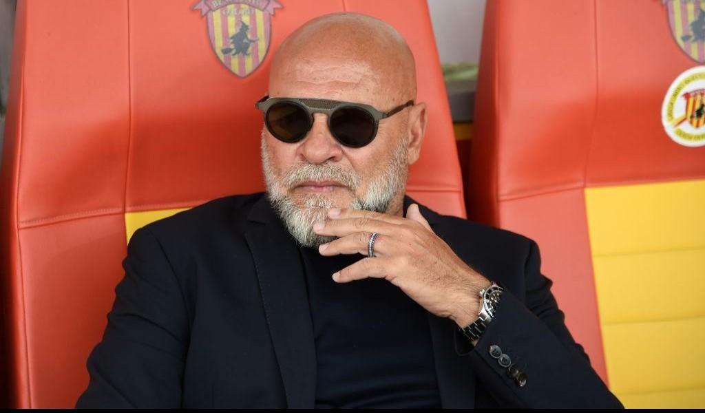 Serse Cosmi durante una partita a benevento