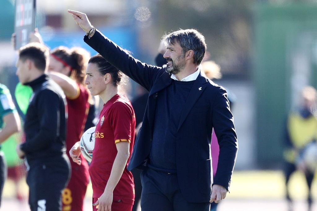 Alessandro Spugna. allenatore della Roma Femminile, contro il Napoli (AS Roma via Getty Images)