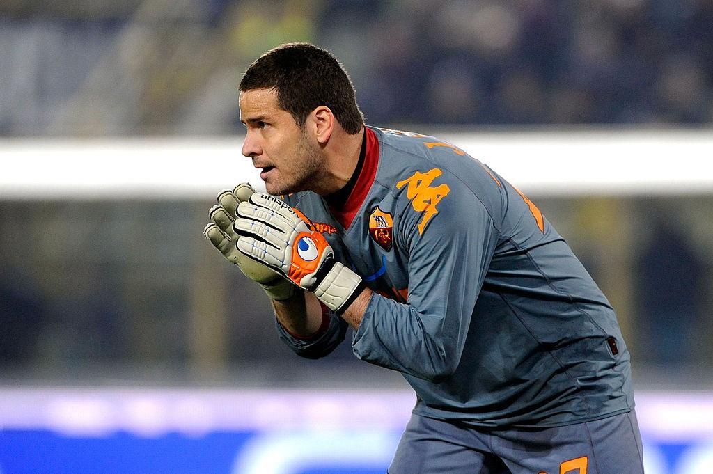 Julio Sergio con la maglia della Roma