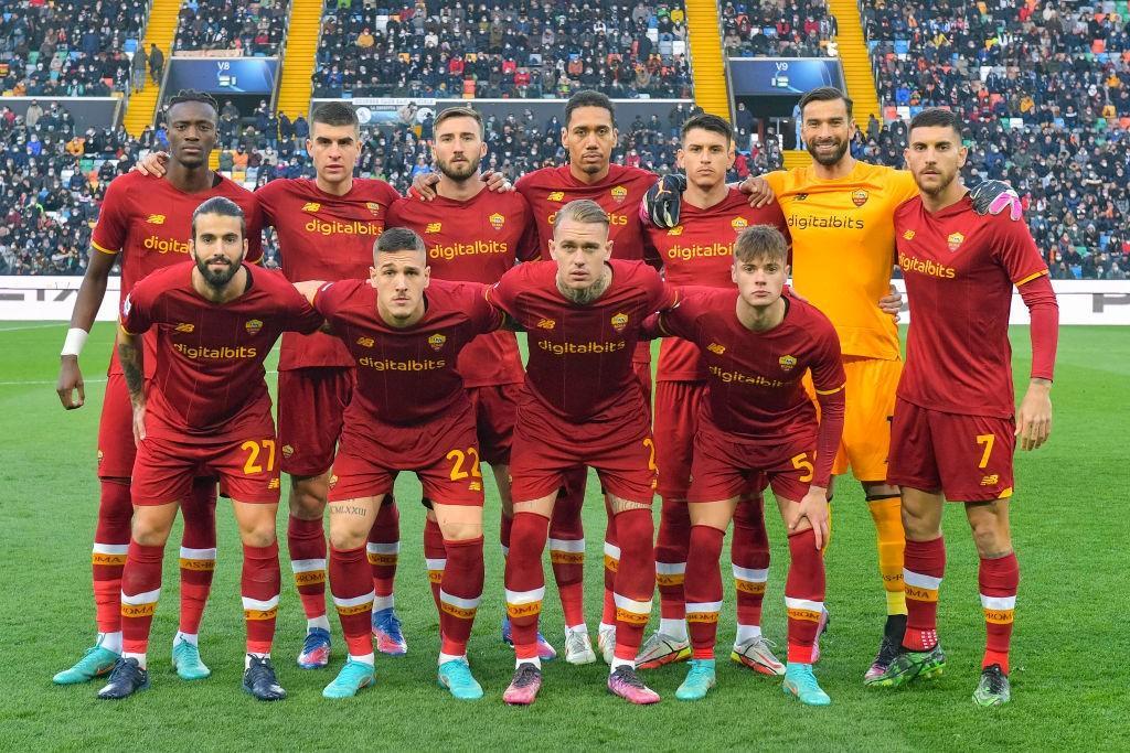 La Roma scesa in campo a Udine (As Roma via Getty Images)