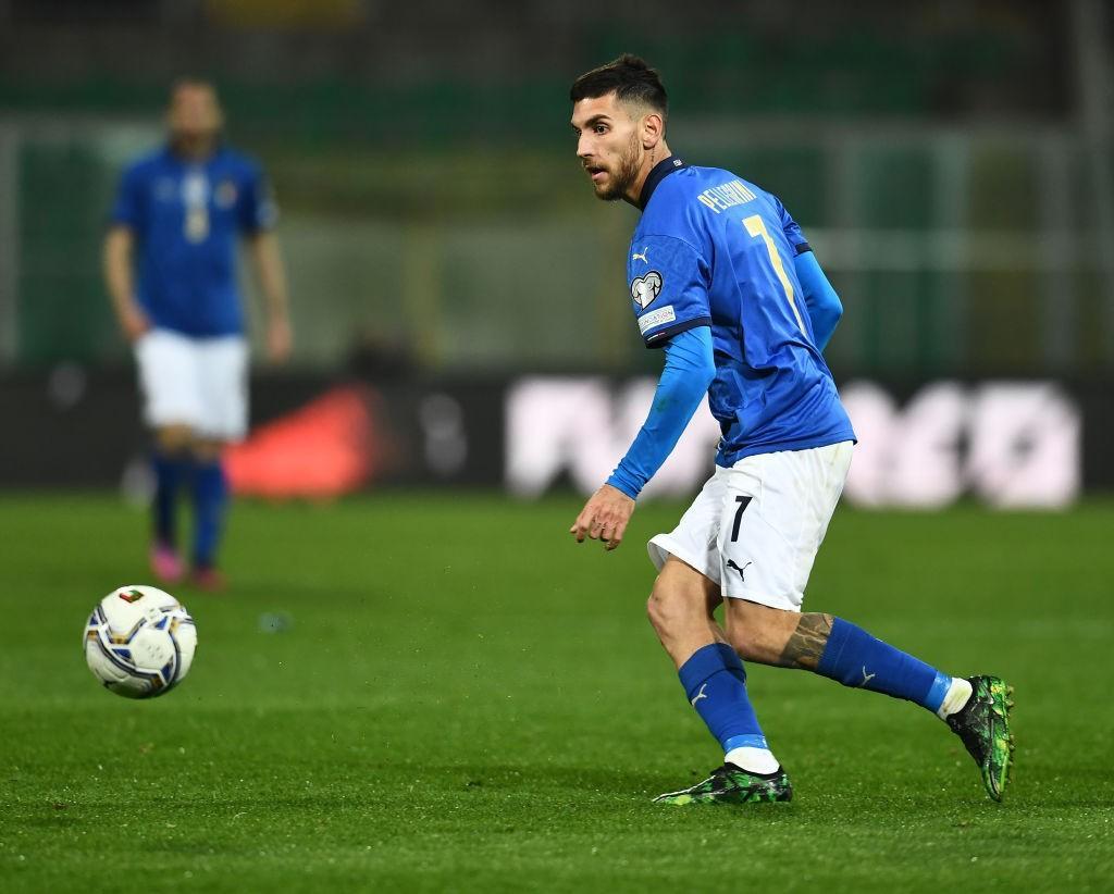 Lorenzo Pellegrini con la maglia dell'Italia (Getty Images)