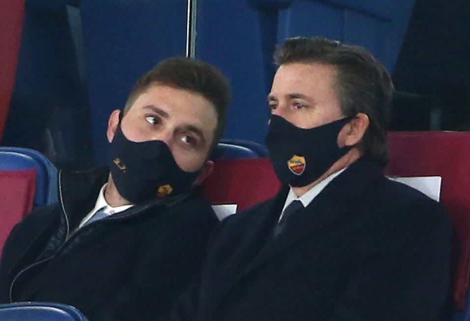 Ryan e Dan Friedkin in tribuna all'Olimpico, di Mancini