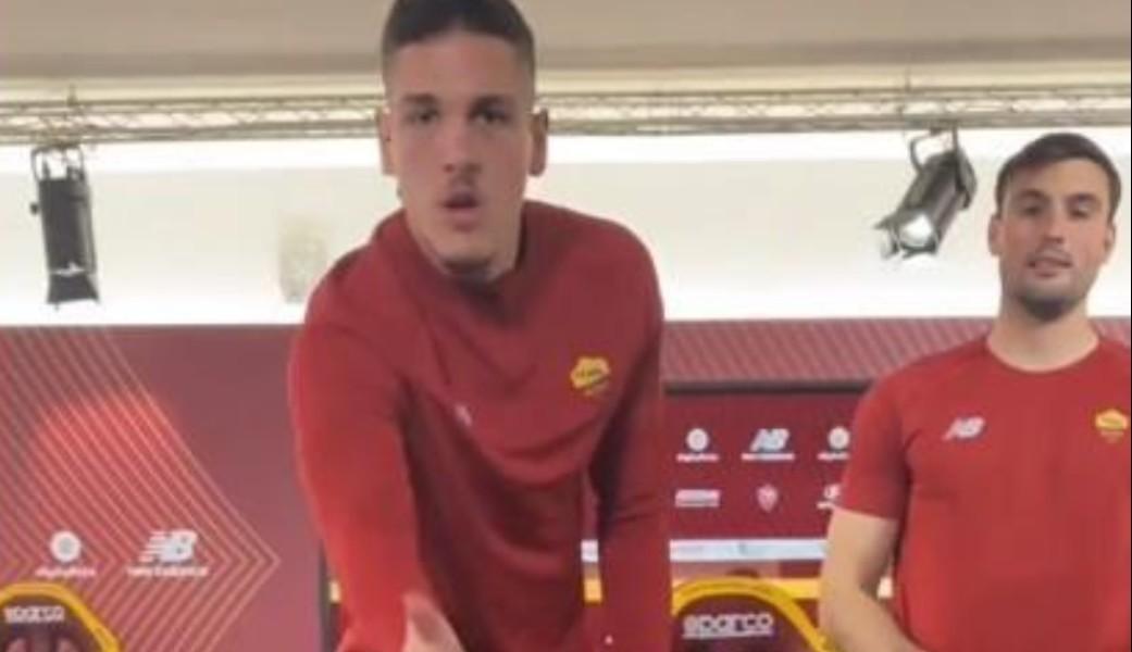 Nicolò Zaniolo e Daniel Fuzato durante la sfida