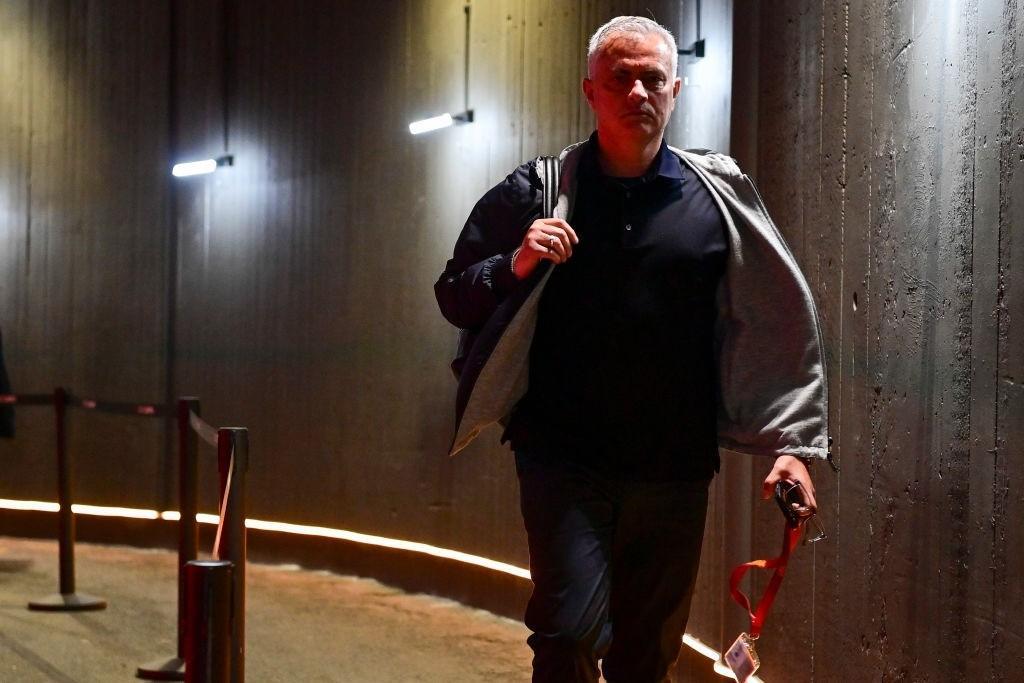 Josè Mourinho nel pre partita di Napoli-Roma (AS Roma via Getty Images)