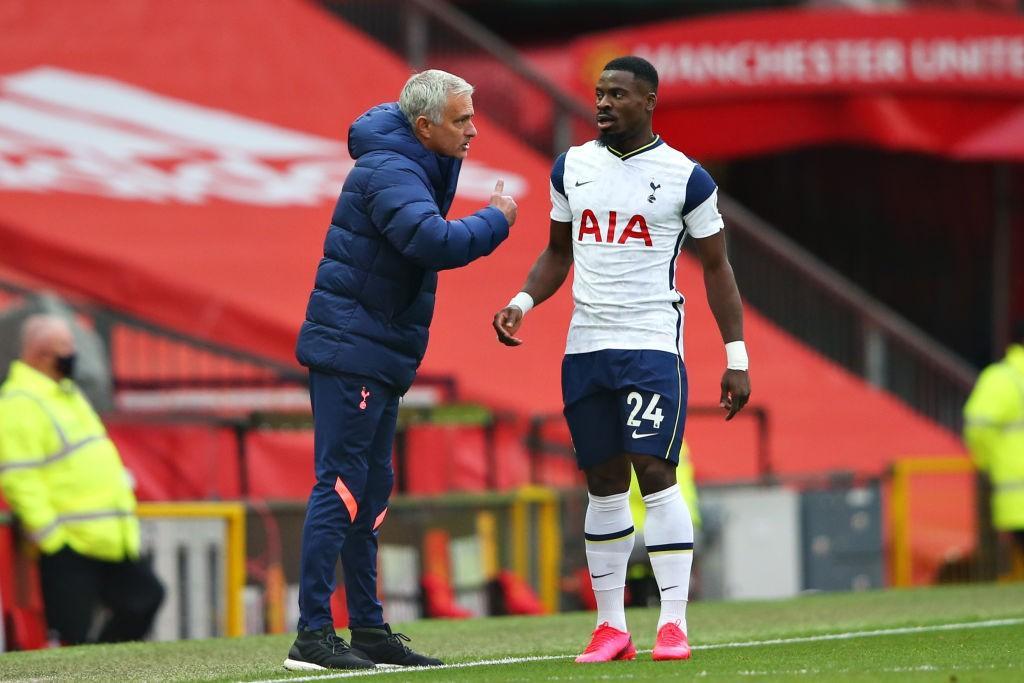 Aurier e Mourinho (Getty Images)