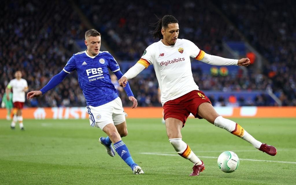 Chris Smalling, il migliore in campo contro il Leicester (Getty Images)