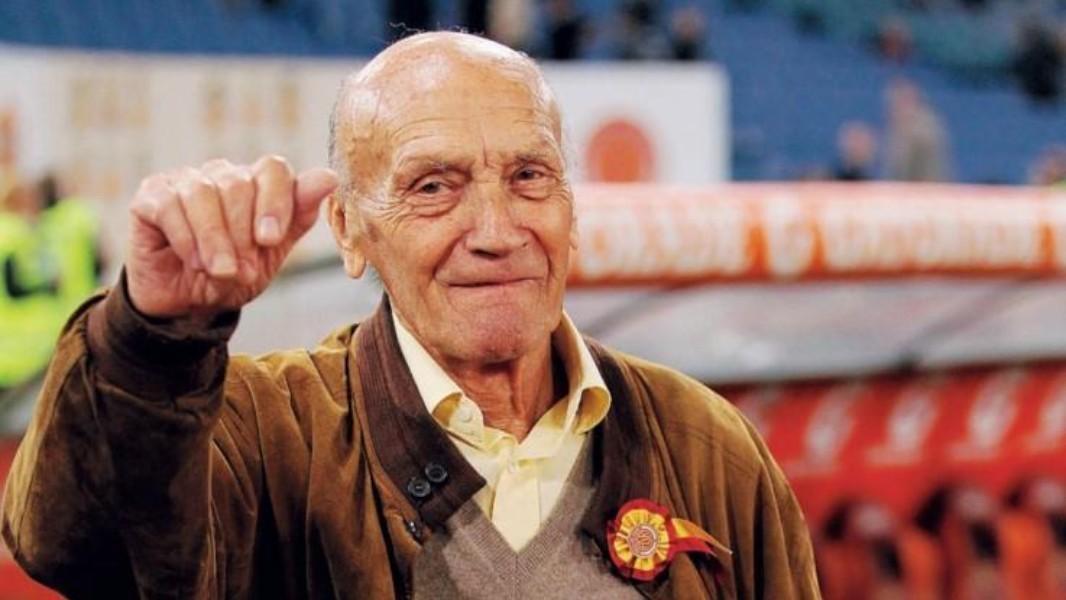 Giacomo Losi ospite allo Stadio Olimpico prima di una partita della Roma