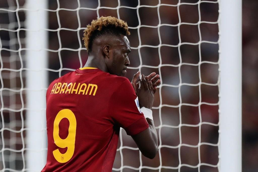 Abraham con la maglia giallorossa (AS Roma via Getty Images)