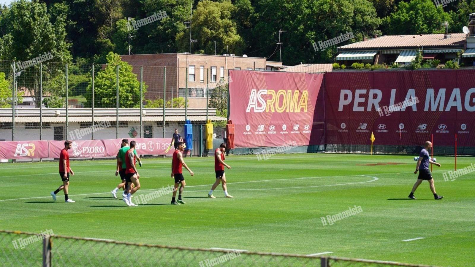 I giocatori della Roma a Trigoria per il Media Day