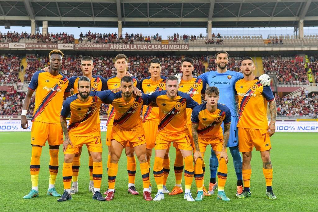 L\'undici iniziale sceso in campo a Torino (AS Roma via Getty Images)