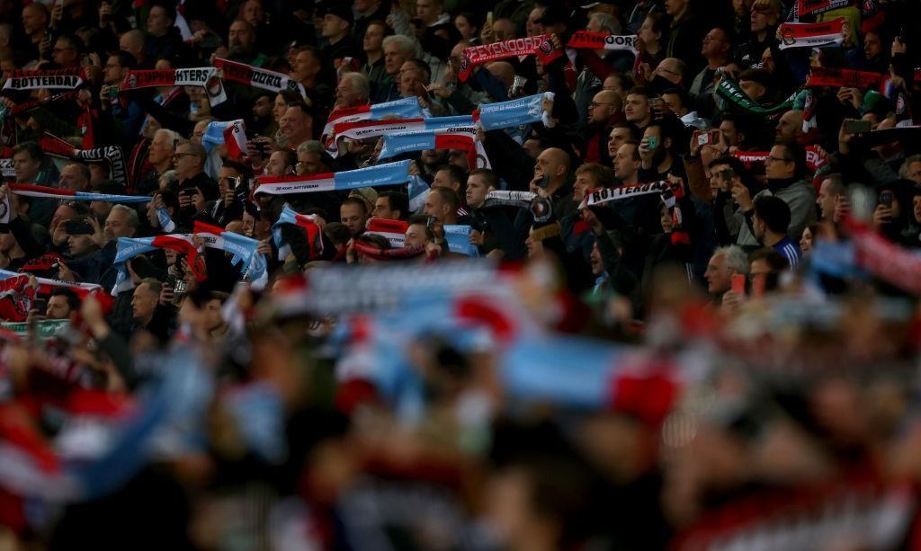 La tifoseria del Feyenoord al De Kuip