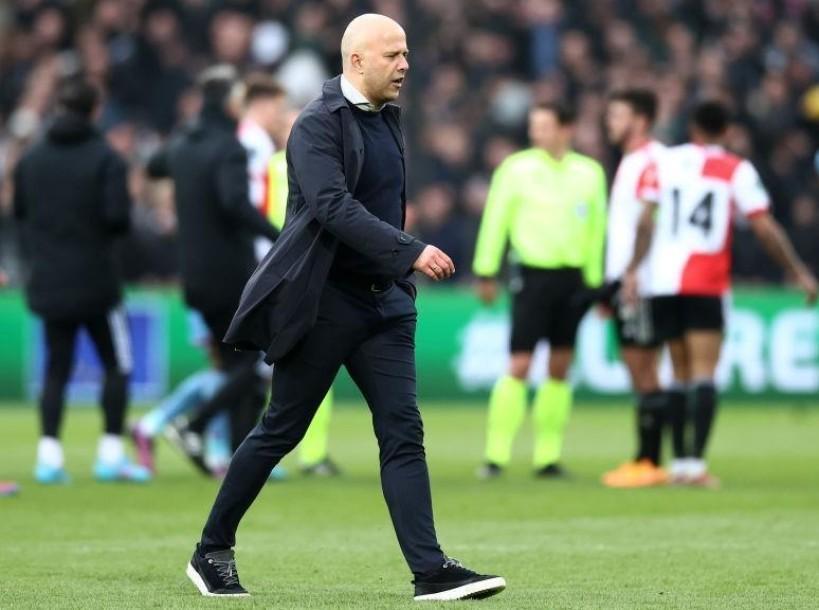 Arne Slot, allenatore del Feyenoord, durante una partita