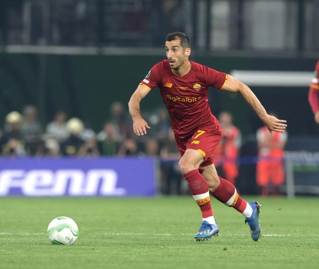 Mkhitaryan durante la partita contro il Feyenoord (As Roma via Getty Images)