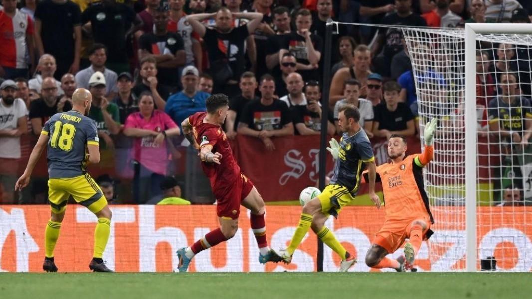 Nicolò Zaniolo al momento del gol contro il Feyenoord (Getty Images)