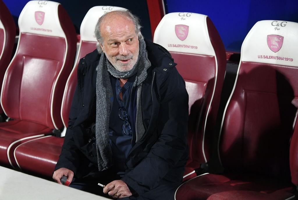 Walter Sabatini sulla panchina dell'Arechi (Getty Images)