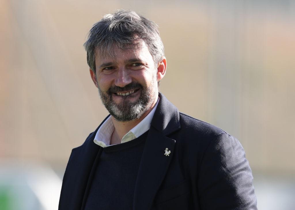 Alessandro Spugna sorride durante una partita della Roma Femminile (AS Roma via Getty Images)